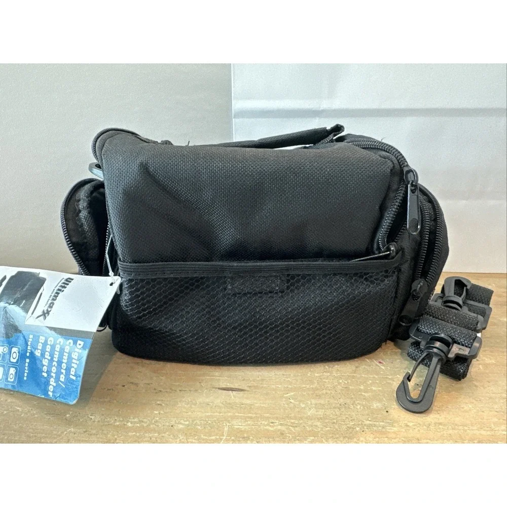 New‎ Ultimaxx Camera Bag Medium Black UM-GB200 Studio Series Padded SLR Case NWT